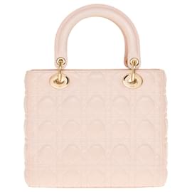 Christian Dior-Splendid Christian Dior Lady Dior medium model shoulder bag in baby pink leather cannage, champagne metal trim-Pink